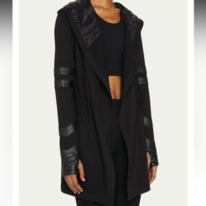 Blanc Noir Maitri Traveler Active Lightweight Jacket Black XS (Fits Small)